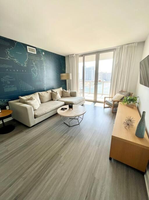 Luxury Condo Steps From Beach Hallandale Beach Ngoại thất bức ảnh