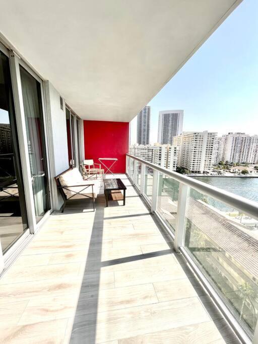 Luxury Condo Steps From Beach Hallandale Beach Ngoại thất bức ảnh