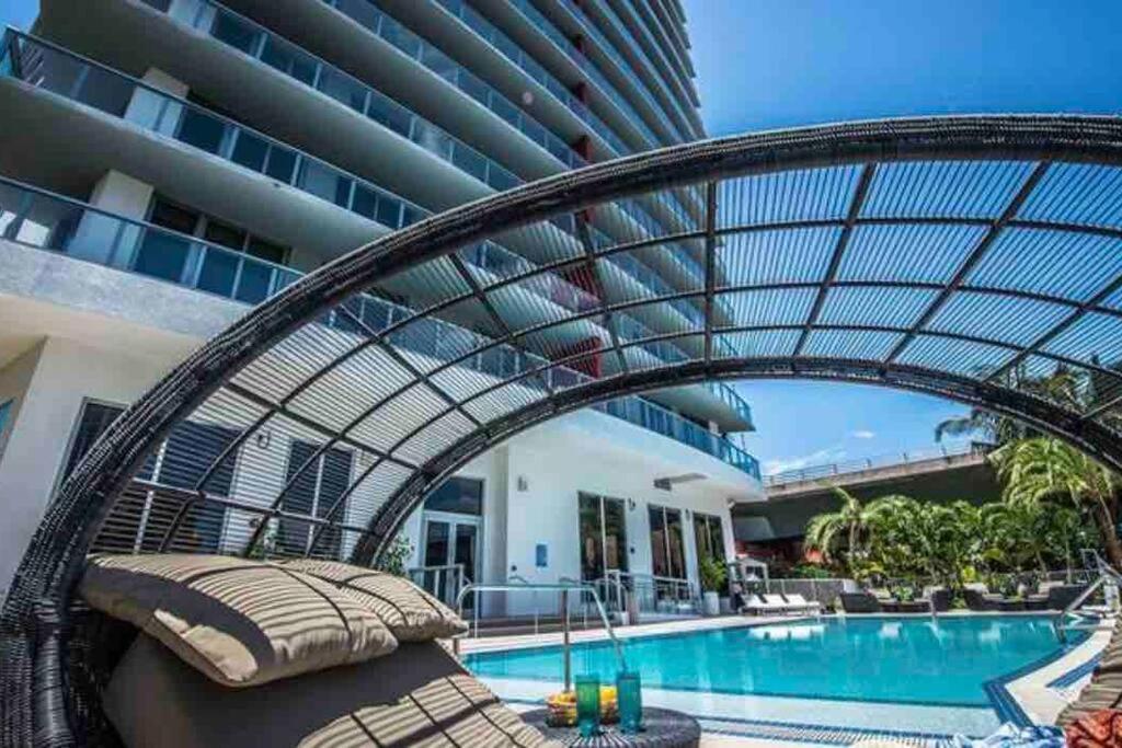 Luxury Condo Steps From Beach Hallandale Beach Ngoại thất bức ảnh